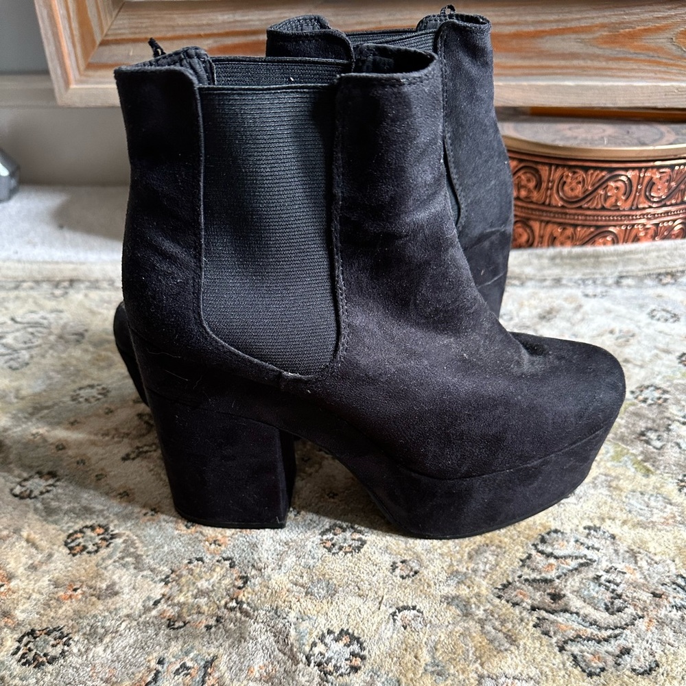 Platform heels